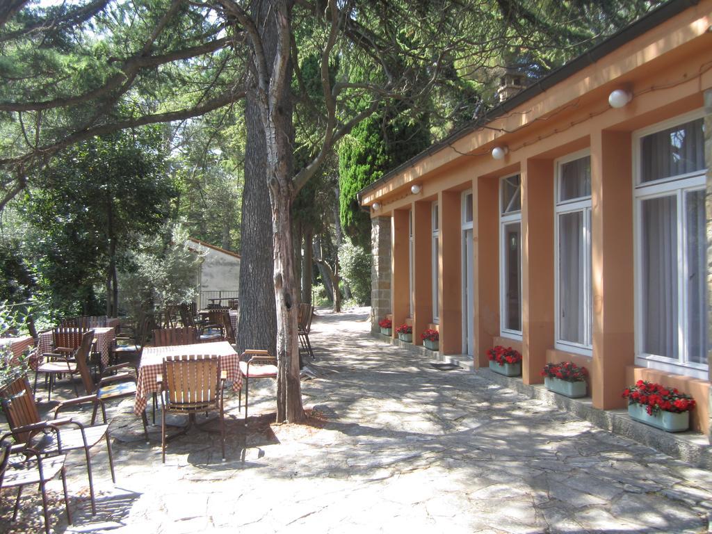 Dom Mladinske Knjige Fiesa Hotel Piran Exterior photo